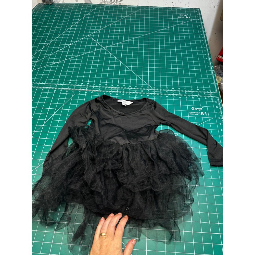 iloveplum Girls Black Long Sleeve Tutu Dress Tiered Tulle Skirt Size 6Y